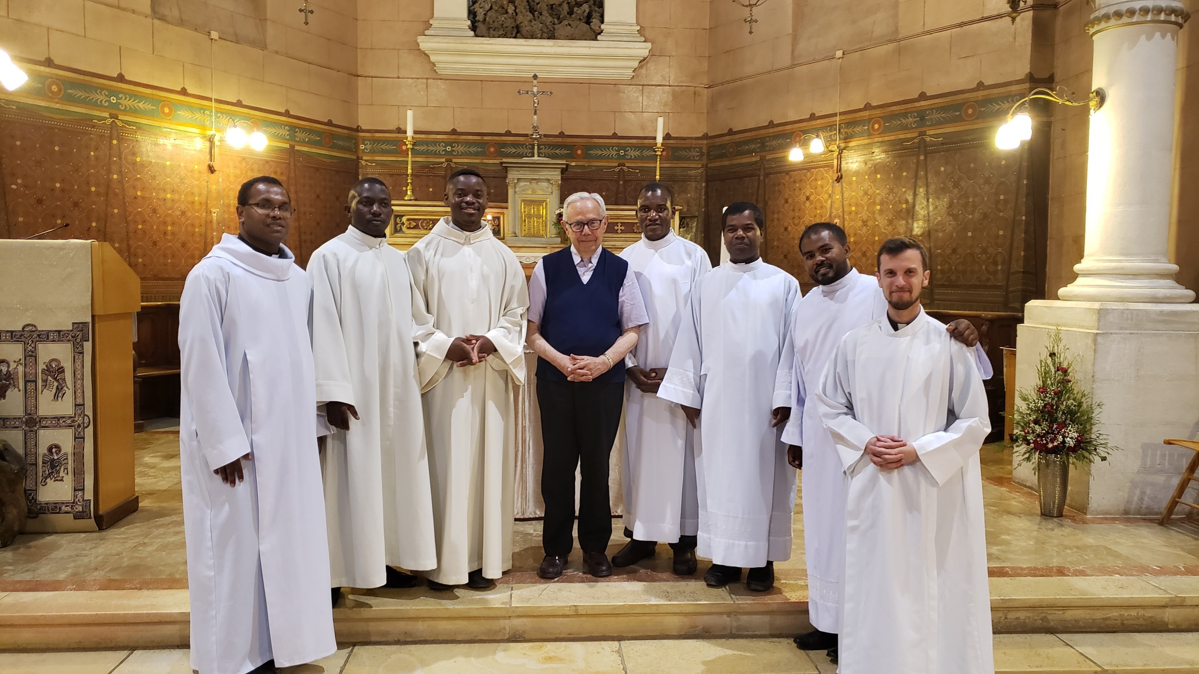 Br. Joshua Sciullo Receives Ministry of Acolyte Group Shot