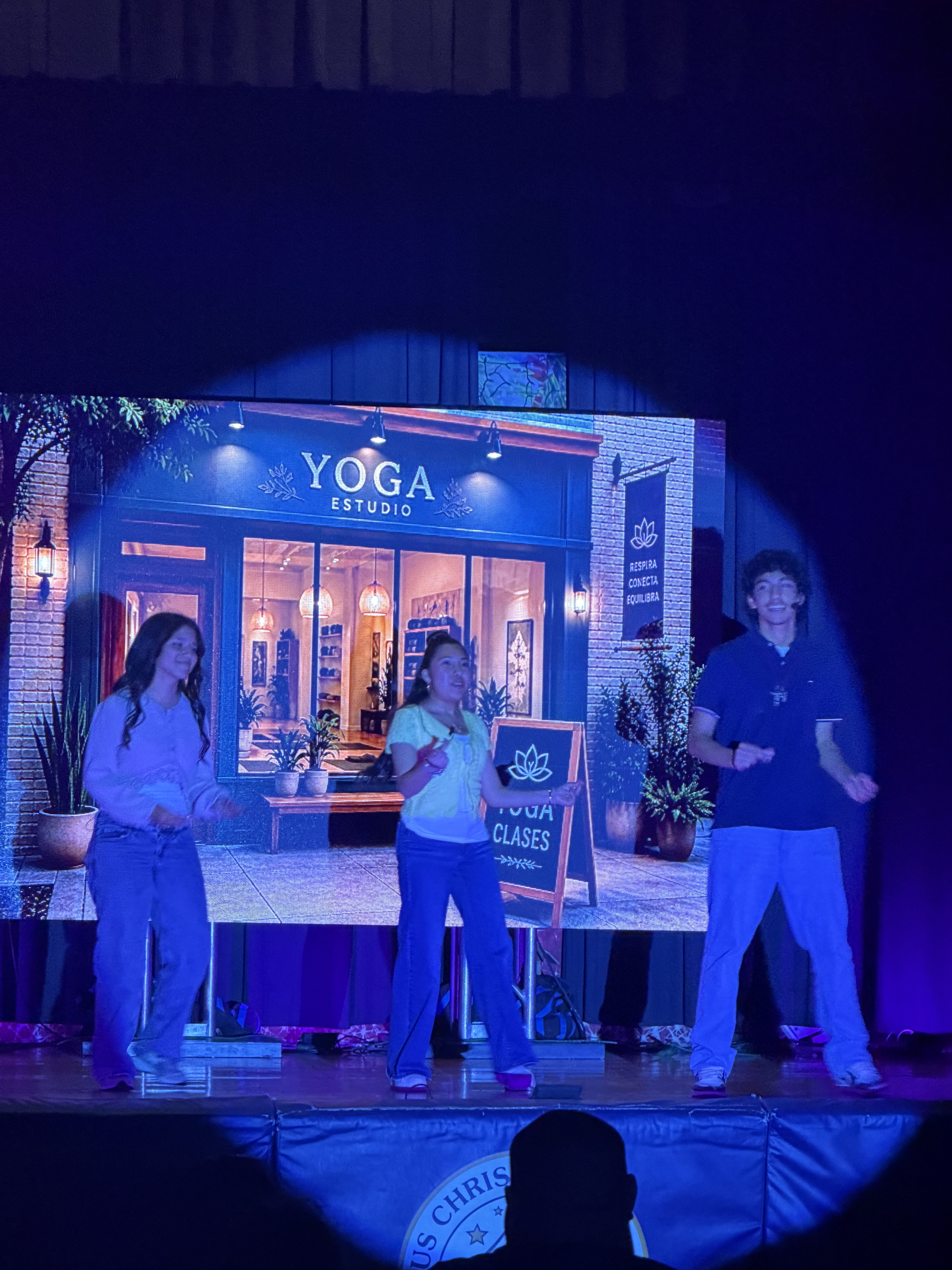 Port Chester: A scene from María Auxiliadora: El Musical