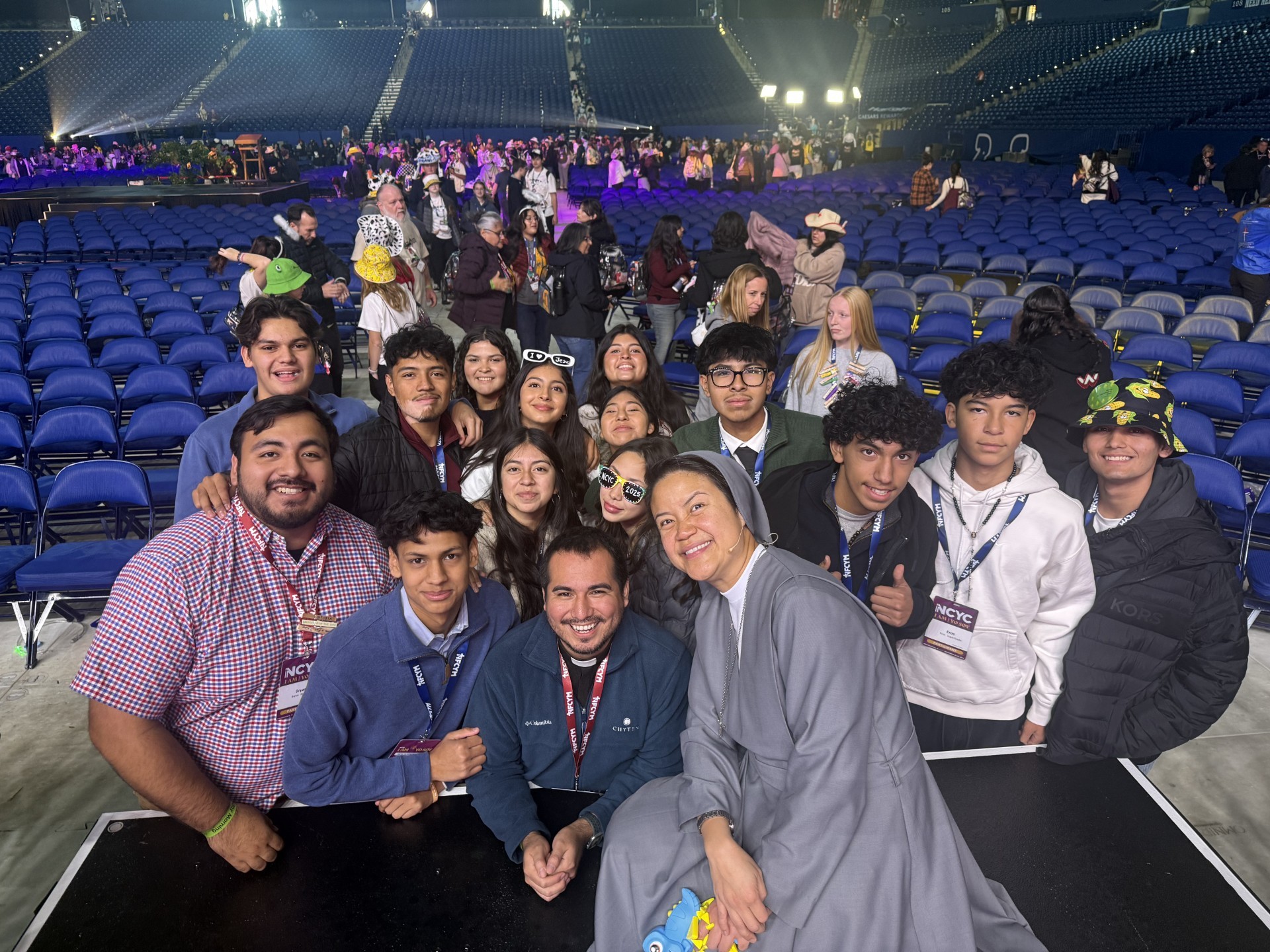 Sr. Elfie Del Rosairo, FMA, and Port Chester youths at NCYC