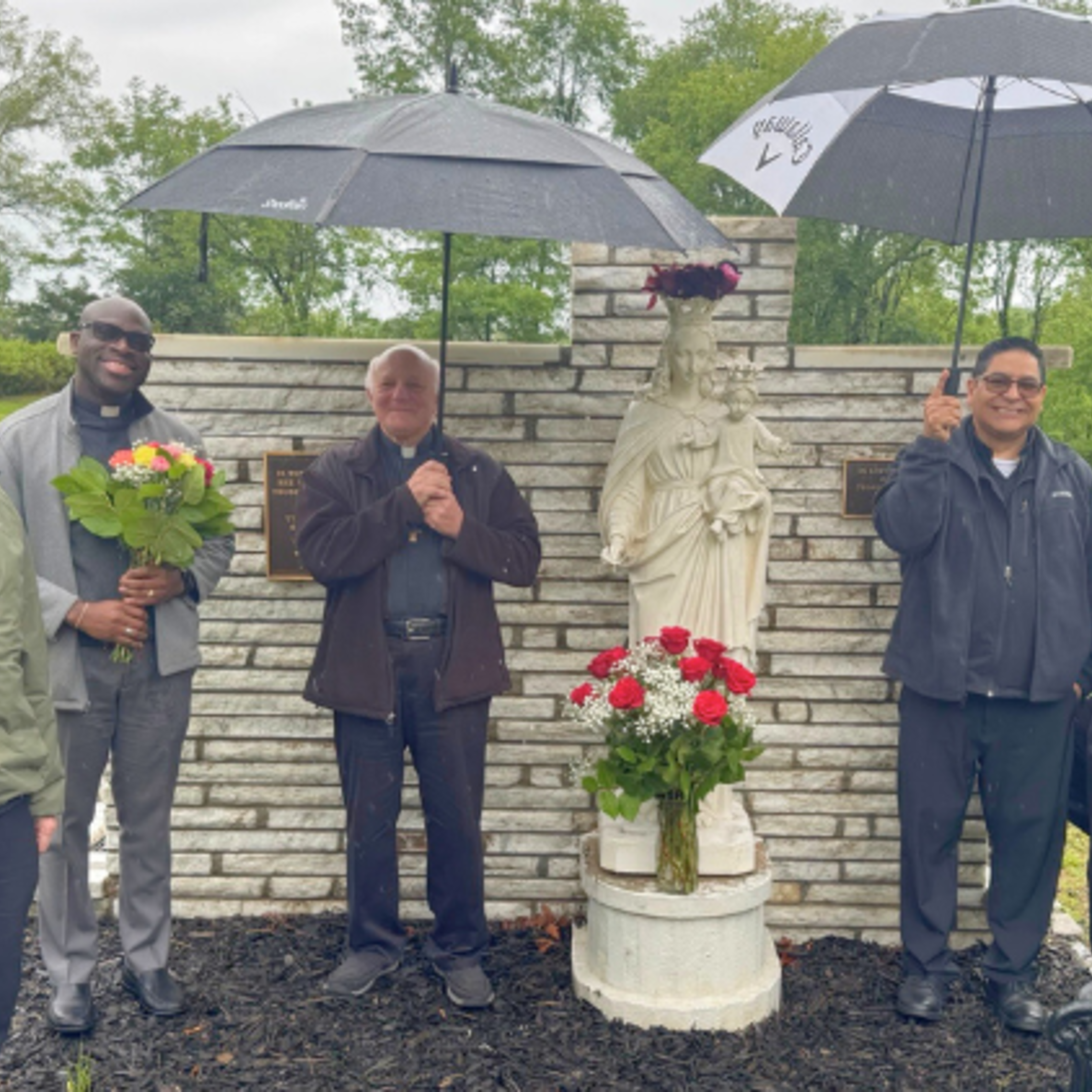 2025 May Crowning at the Salesian Provincial Cemetery