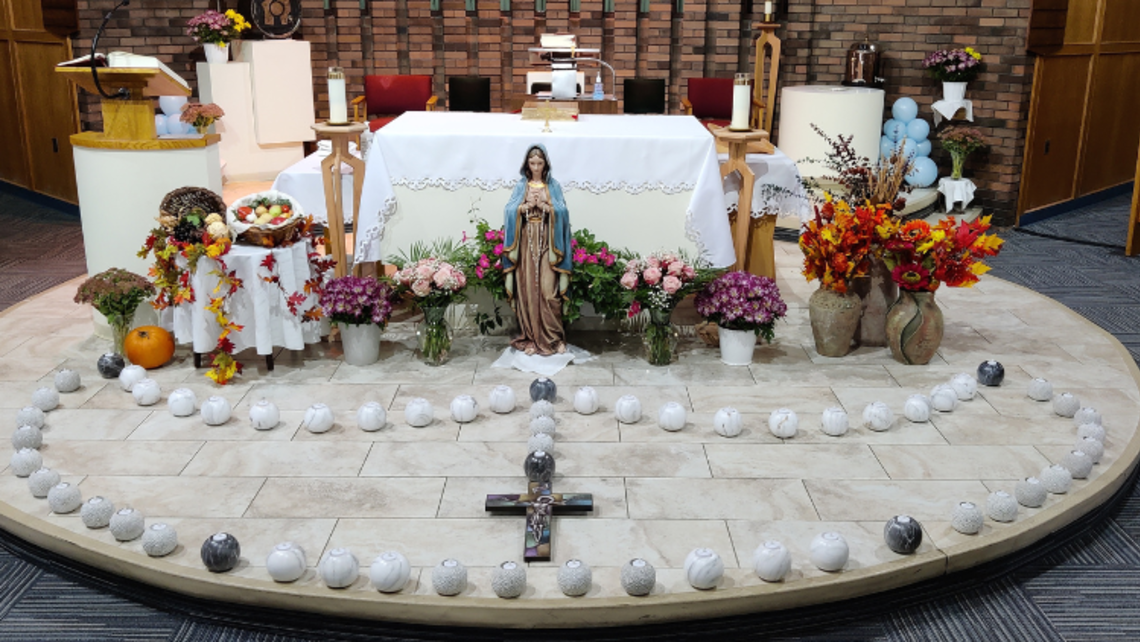 Living Rosary at St Matthew Parish | Photo by Fr. Sathia Kulandaisamy, SDB Living Rosary in Edmonton