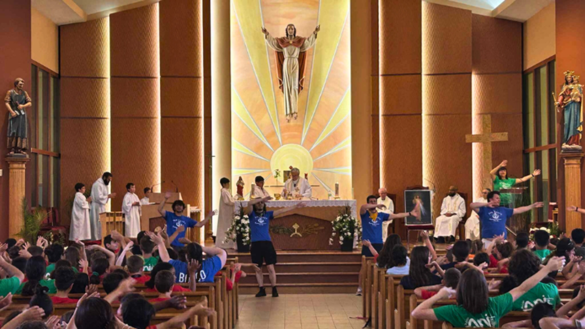 Friday Mass with campers at Happy Days Camp in Montréal | Photo by Fr. Richard Authier, SDB Montreal Summer Camp