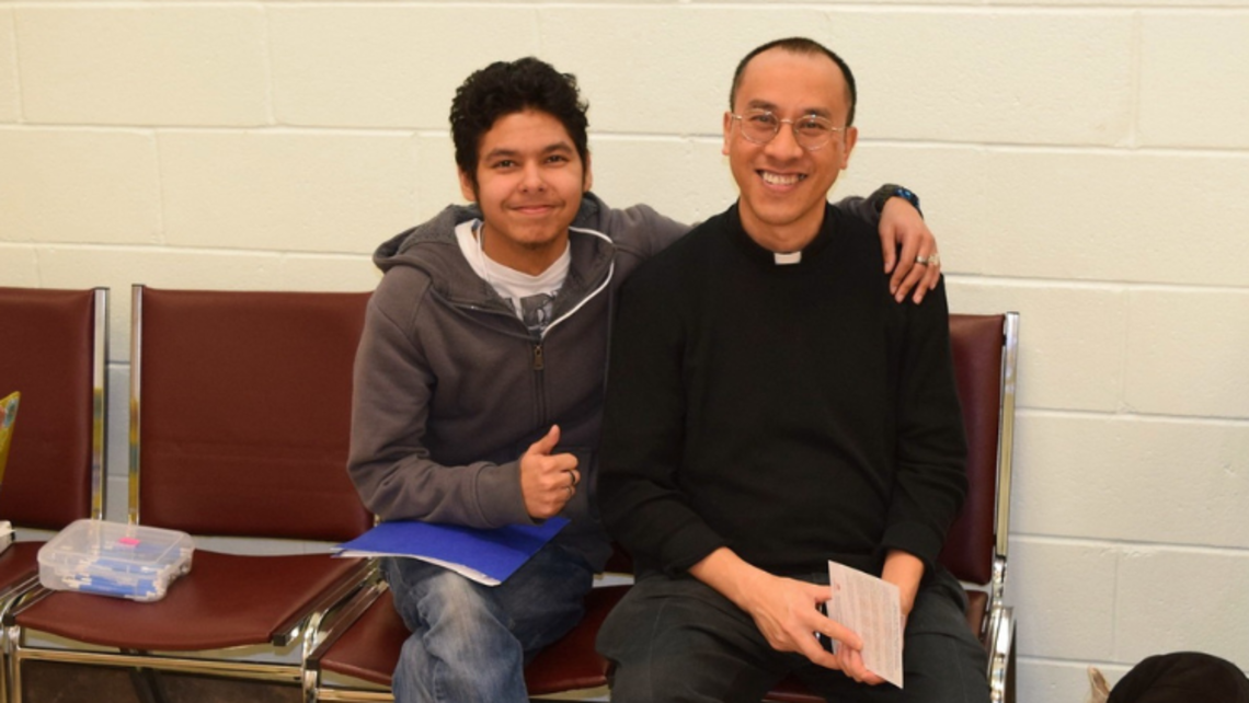 Candidate Nathan Gonzalez and Vice-Provincial Fr. Dominic Tran, SDB | Photo by Salesian Youth Ministry SYM Corner 07.06.22