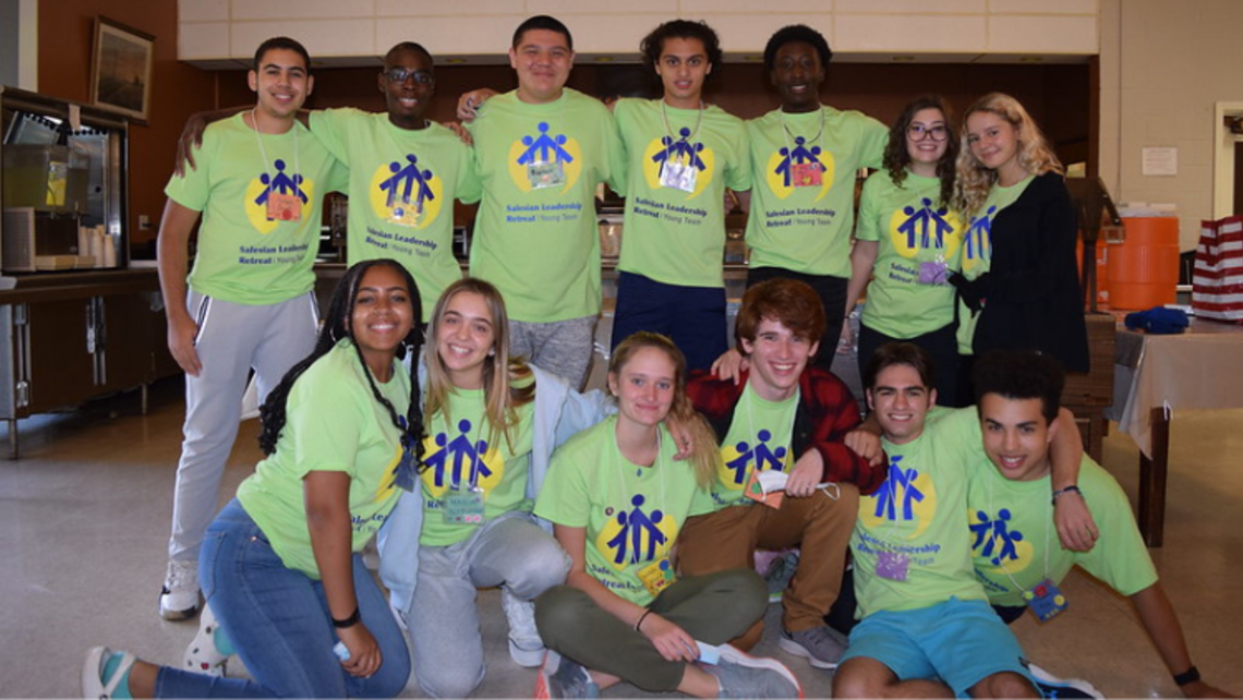 Participants model shirts from this year's Northern SLR | Photo by Vicky Weekley SYM Corner 11.23.21