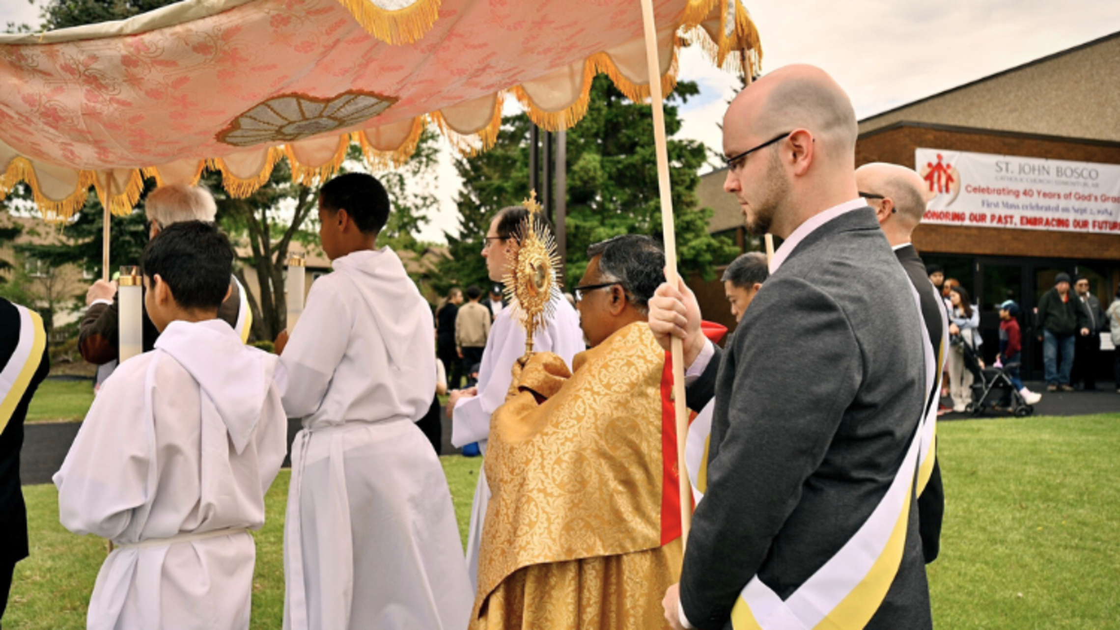 Eucharistic procession at St. Dominic Savio and St. John Bosco Parishes, Edmonton, AB | Courtesy of Fr. Adaikala Raja John, SDB Message of the Provincial 06.06.24
