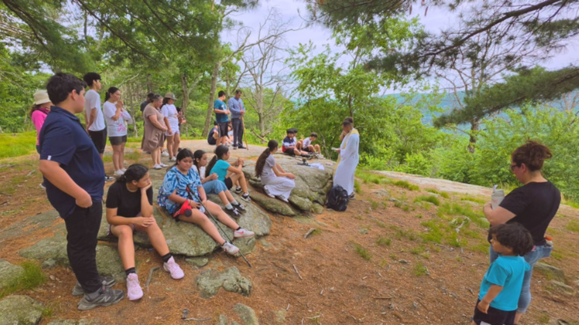 Port Chester Altar Servers' Outing to Bear Mountain